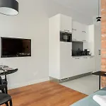 Kwiatowa Modern In The Center Of By Renters * ポズナン