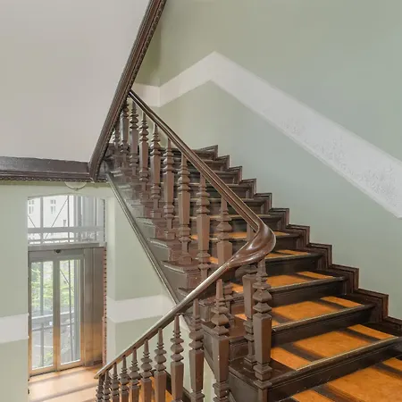 Kwiatowa Modern In The Center Of By Renters 포즈난