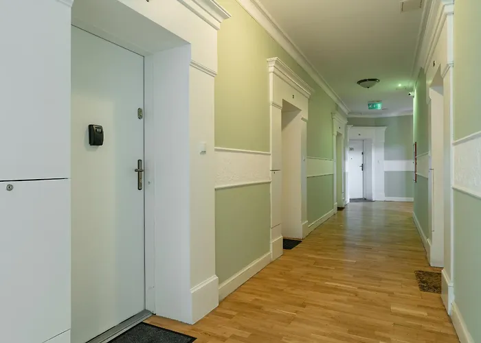 Kwiatowa Modern In The Center Of By Renters 포즈난