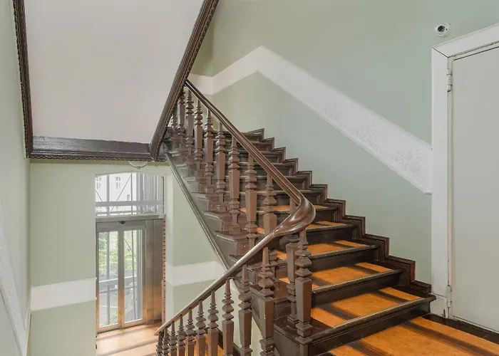 Kwiatowa Modern In The Center Of By Renters 포즈난