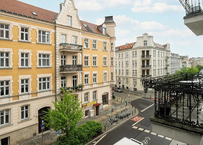 아파트 Kwiatowa Modern In The Center Of By Renters