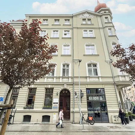 Kwiatowa Modern In The Center Of By Renters Apartament Poznań